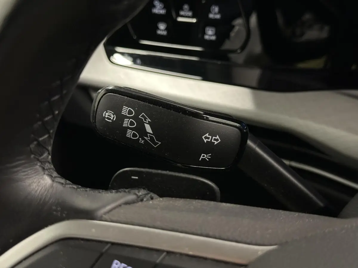 1.5 eTSI Life Business CARPLAY NAVI ADAPTIEF CRUISE LM ECC.