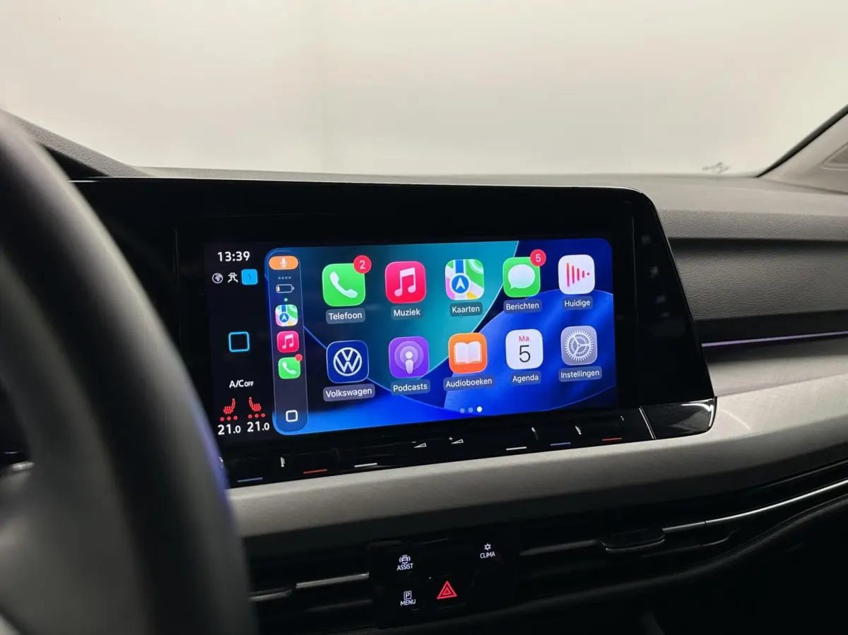 1.5 eTSI Life Business CARPLAY NAVI ADAPTIEF CRUISE LM ECC.