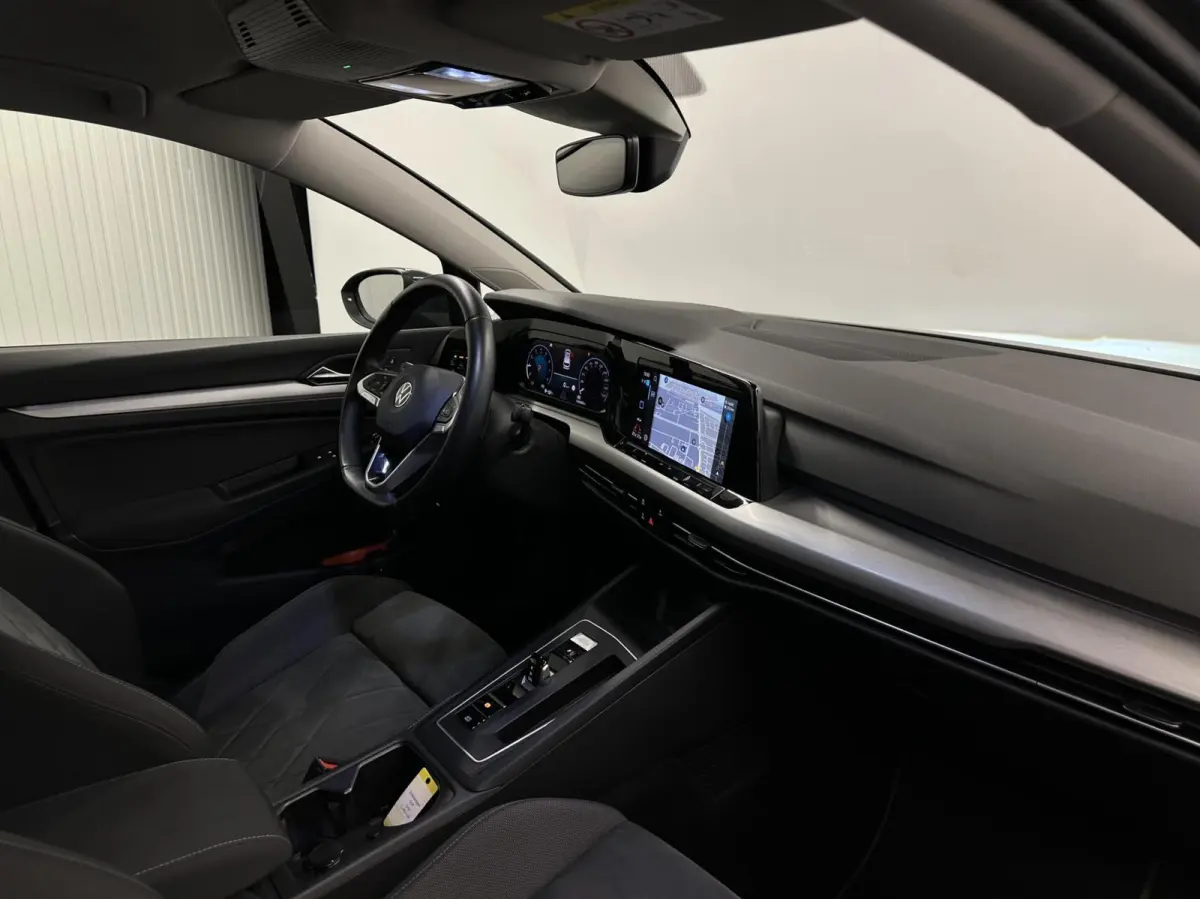 1.5 eTSI Life Business CARPLAY NAVI ADAPTIEF CRUISE LM ECC.