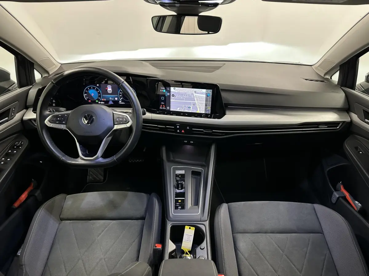 1.5 eTSI Life Business CARPLAY NAVI ADAPTIEF CRUISE LM ECC.
