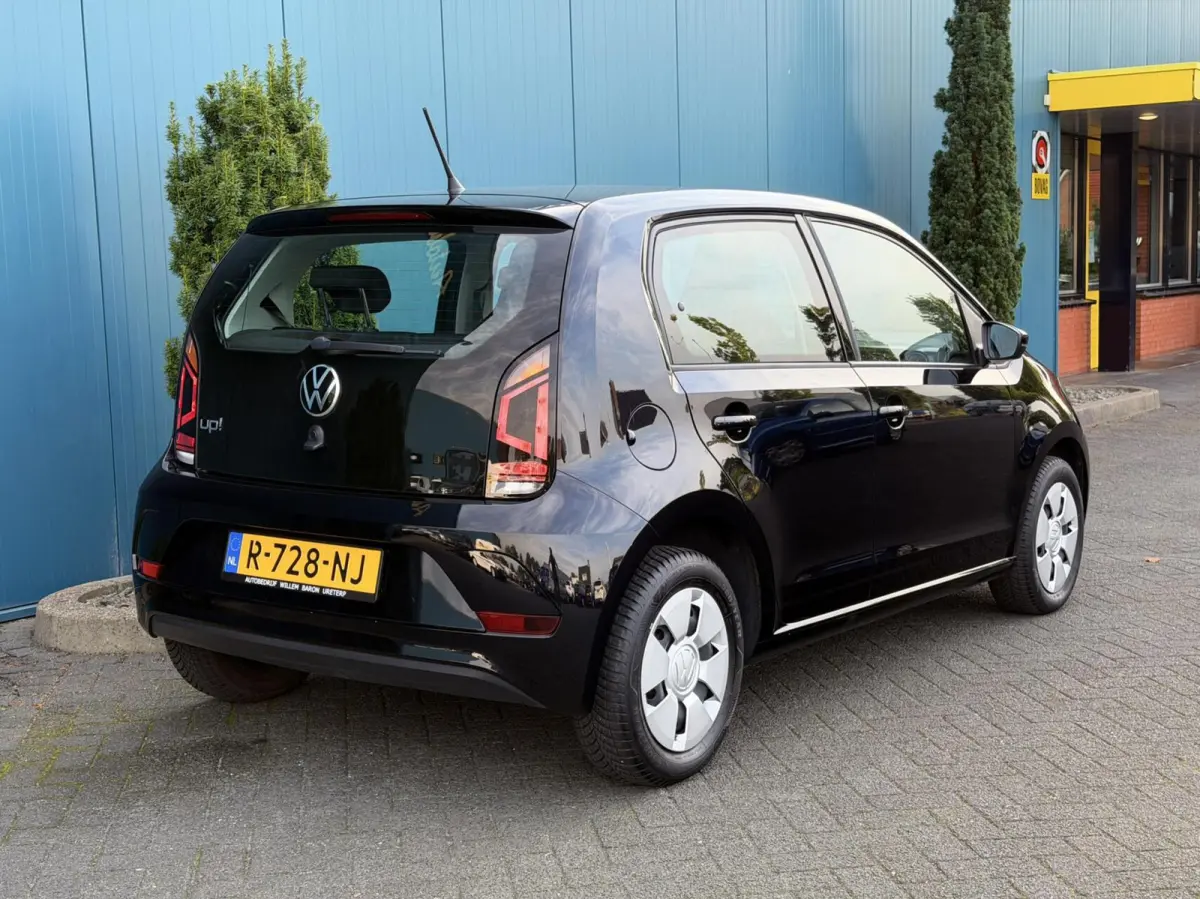 Up! 1.0 AC | BLUETOOTH | DAB | 1'EIG