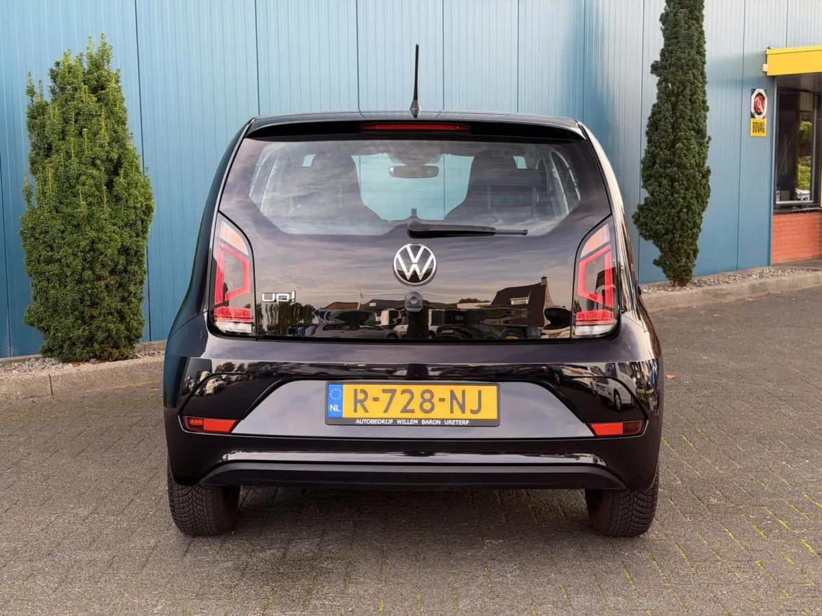 Up! 1.0 AC | BLUETOOTH | DAB | 1'EIG