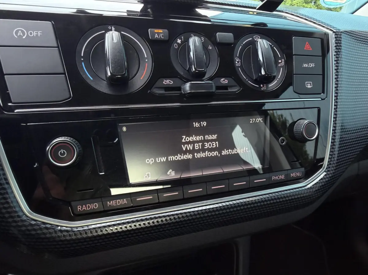 Up! 1.0 AC | BLUETOOTH | DAB | 1'EIG