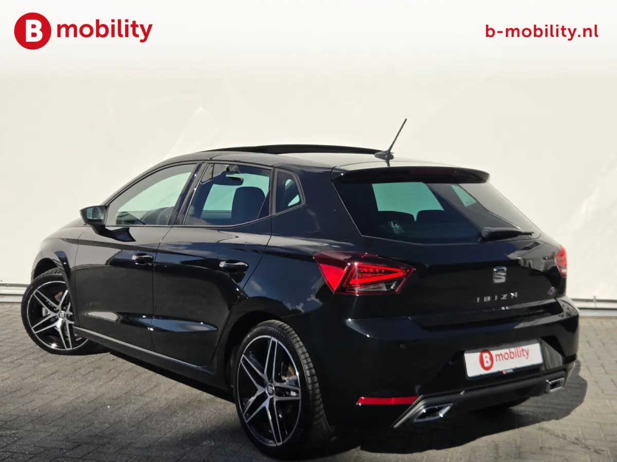 1.0 TSI FR Business Intense Panoramadak NL Auto! | ACC | Stoelverwarming | Beats Audio | Apple CarPlay