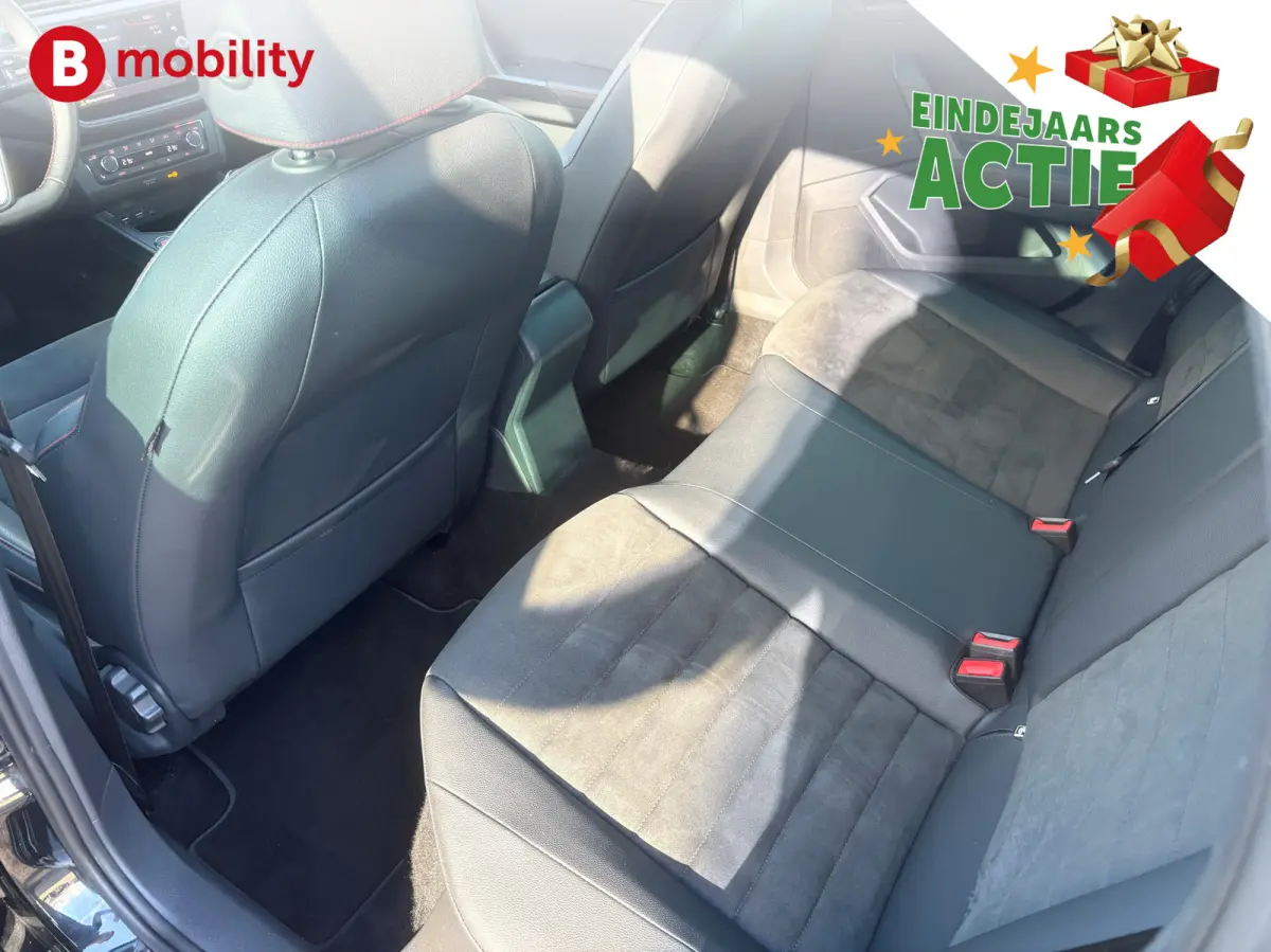 1.0 TSI FR Business Intense Panoramadak NL Auto! | ACC | Stoelverwarming | Beats Audio | Apple CarPlay