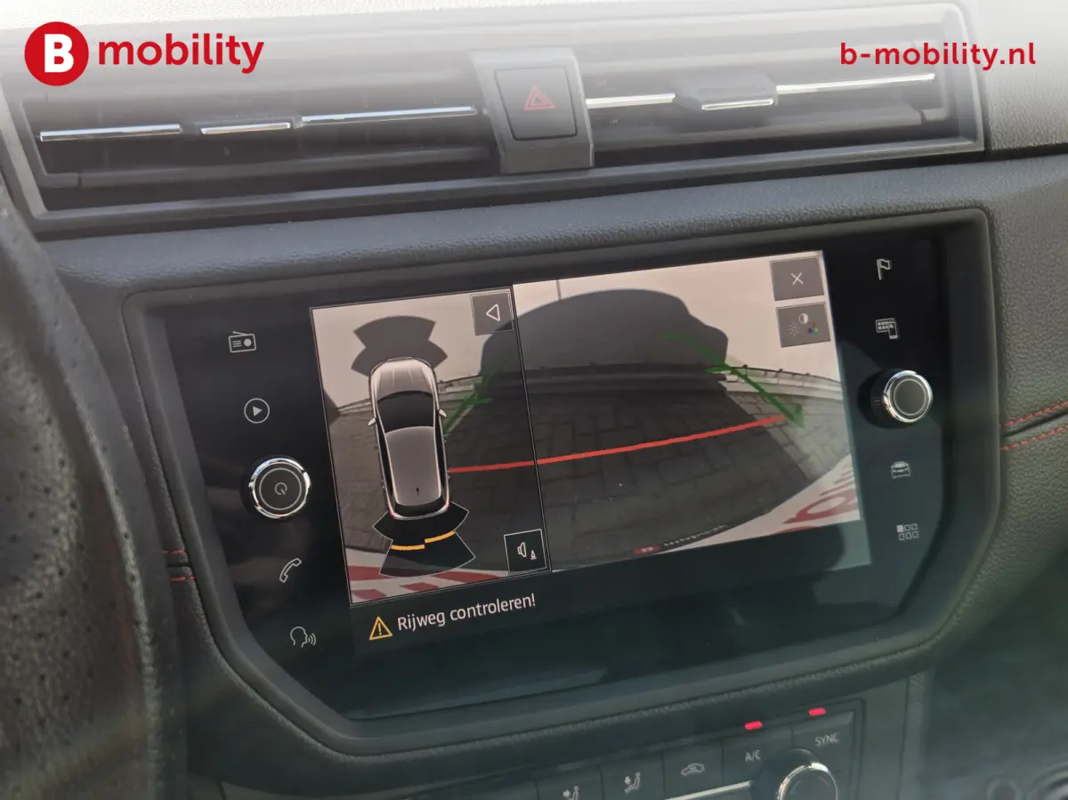 1.0 TSI FR Business Intense Panoramadak NL Auto! | ACC | Stoelverwarming | Beats Audio | Apple CarPlay