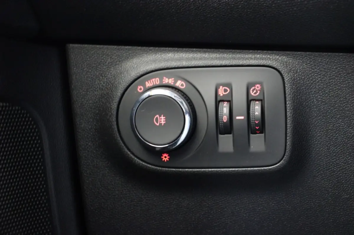 1.0 Turbo BlitZ - Carplay, Cruise, Stoel/Stuur verw. PDC