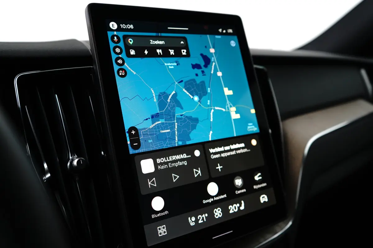 2.0 T6 Plug-in hybrid AWD Plus Dark | Harman/Kardon | Memory | Pilot Assist | Stuur/stoelverwarming