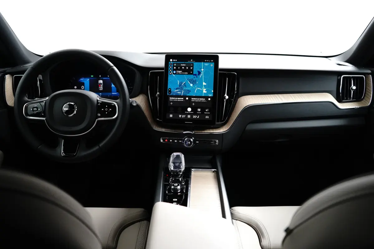 Plus Dark Recharge Plug-In Hybrid AWD | Harman/Kardon | Memory | Pilot Assist | Stuur/stoelverwarming