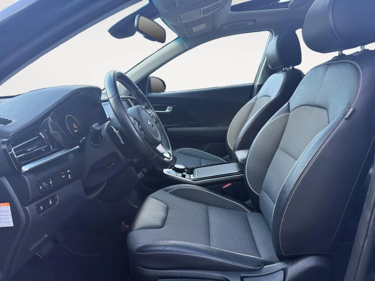DynamicPlusLine 64 kWh | Camera | Keyless | Schuifdak | Navi | Apple Carplay | Android Auto | Lichtmetalen Velgen |