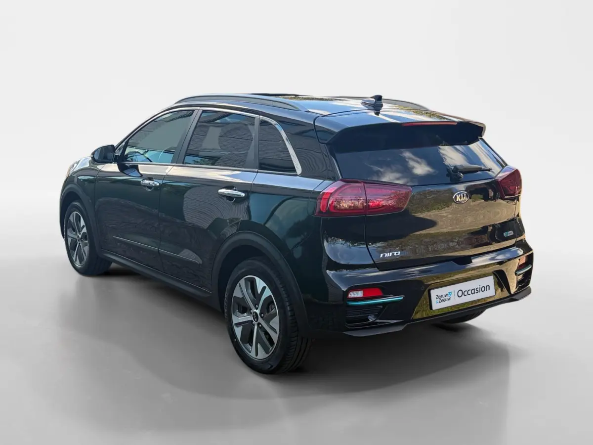 DynamicPlusLine 64 kWh | Camera | Keyless | Schuifdak | Navi | Apple Carplay | Android Auto | Lichtmetalen Velgen |