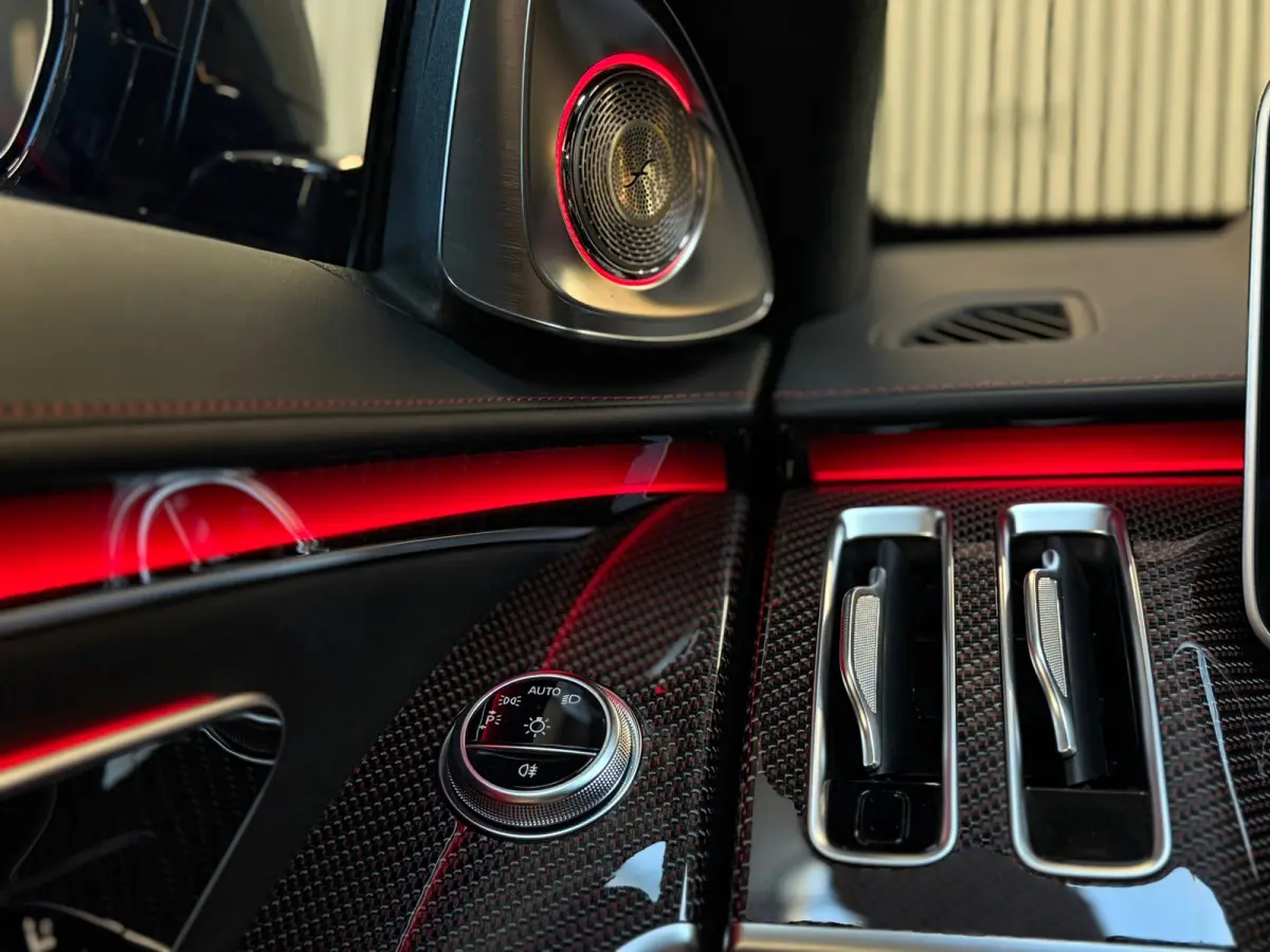 AMG 63 S E Performance Edition 1 PANO|KERAMISCH|MASSAGE|HuD|CARBON|SOFTCLOSE|CHAUFFEURSPAKKET|PPF|BOMVOL!