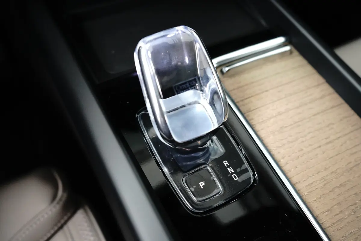 T6 Plus Bright Recharge Plug-In Hybrid AWD | Harman/Kardon | Memory | Pilot Assist | Stuur/stoelverwarming