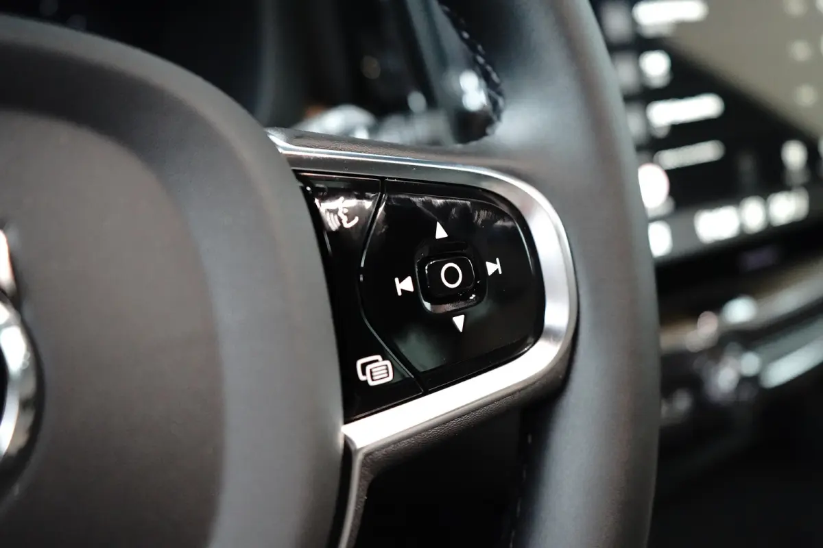 T6 Plus Bright Recharge Plug-In Hybrid AWD | Harman/Kardon | Memory | Pilot Assist | Stuur/stoelverwarming