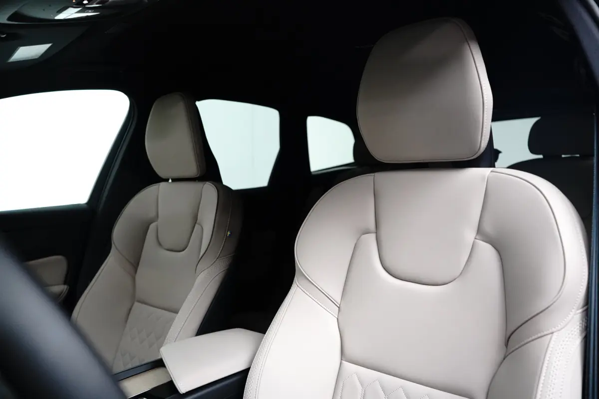 T6 Plus Bright Recharge Plug-In Hybrid AWD | Harman/Kardon | Memory | Pilot Assist | Stuur/stoelverwarming