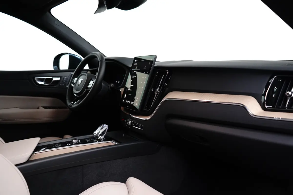 T6 Plus Bright Recharge Plug-In Hybrid AWD | Harman/Kardon | Memory | Pilot Assist | Stuur/stoelverwarming