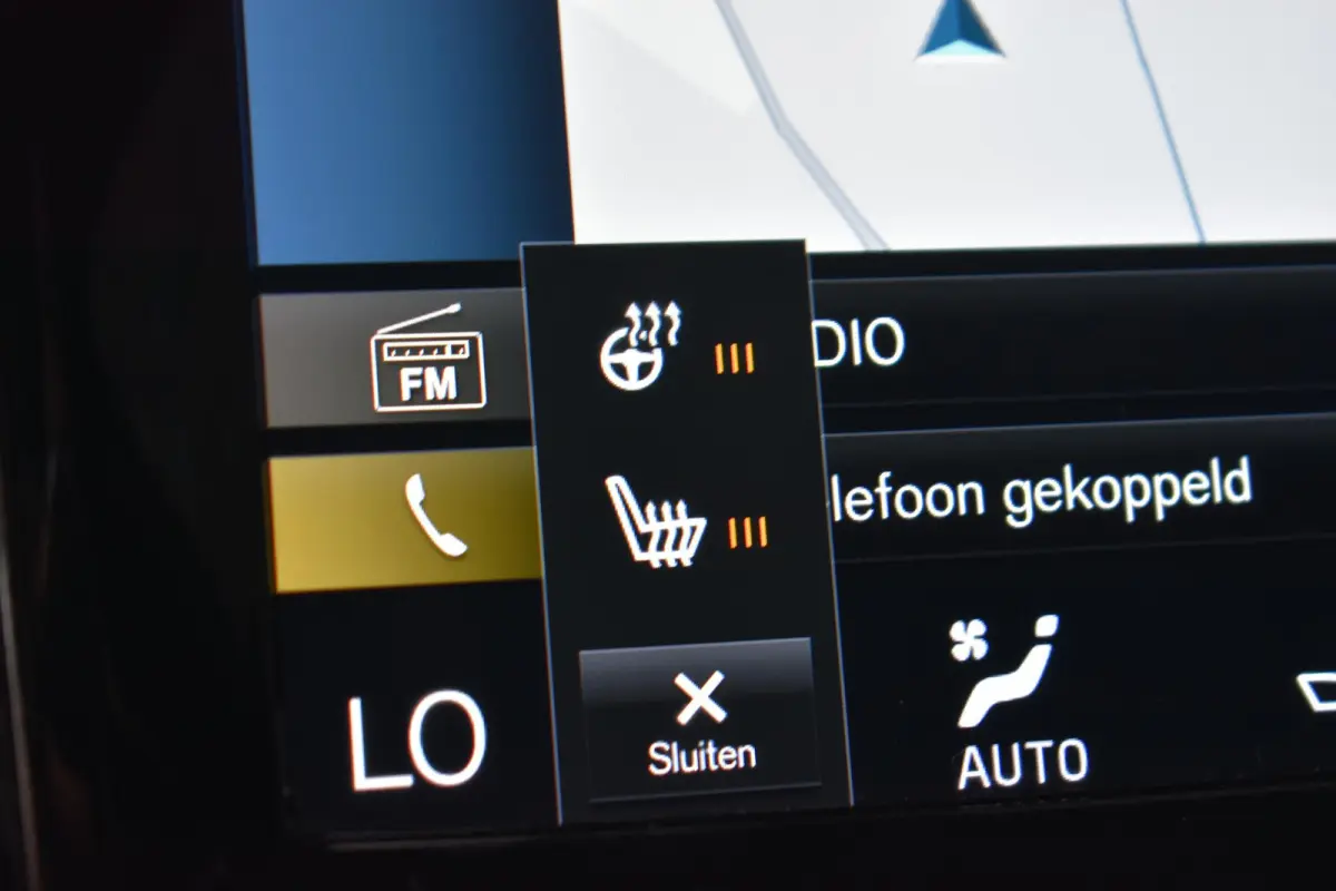 2.0 T6 Plug-in hybrid AWD Core Bright