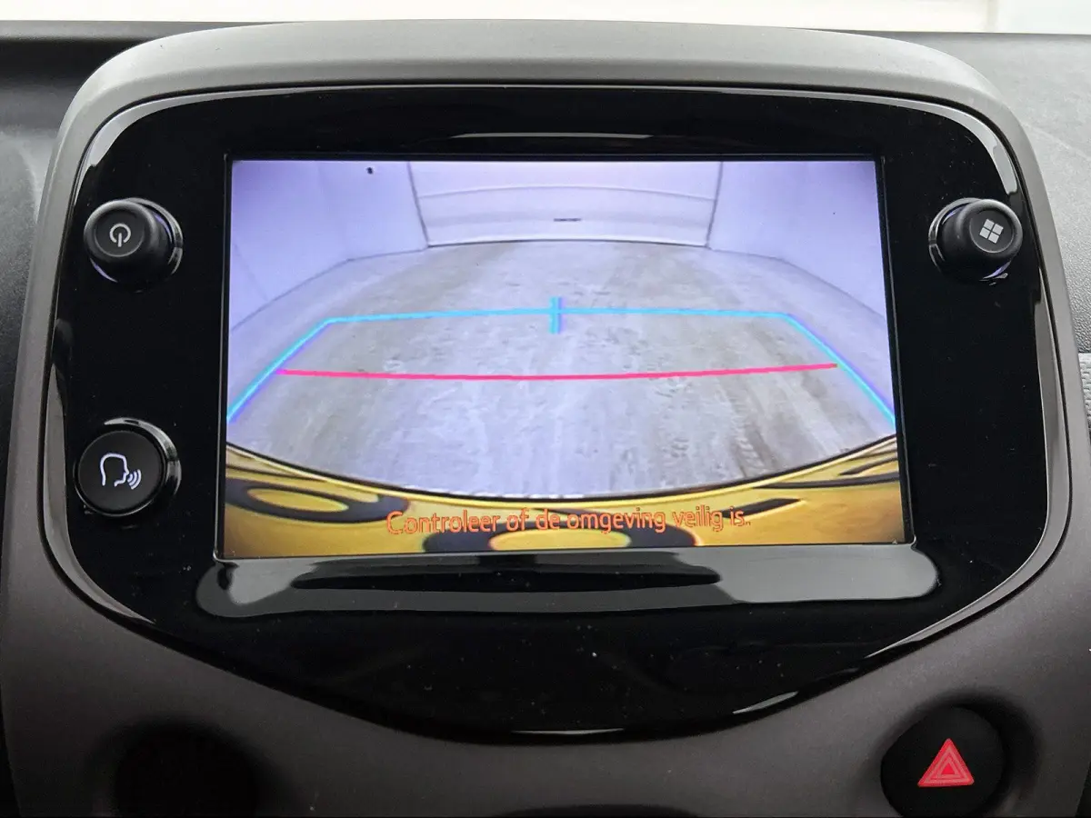 1.0 72pk Active | Apple Carplay/Android Auto | 5-deurs | Airconditioning | Metallic lak | Bluetooth |