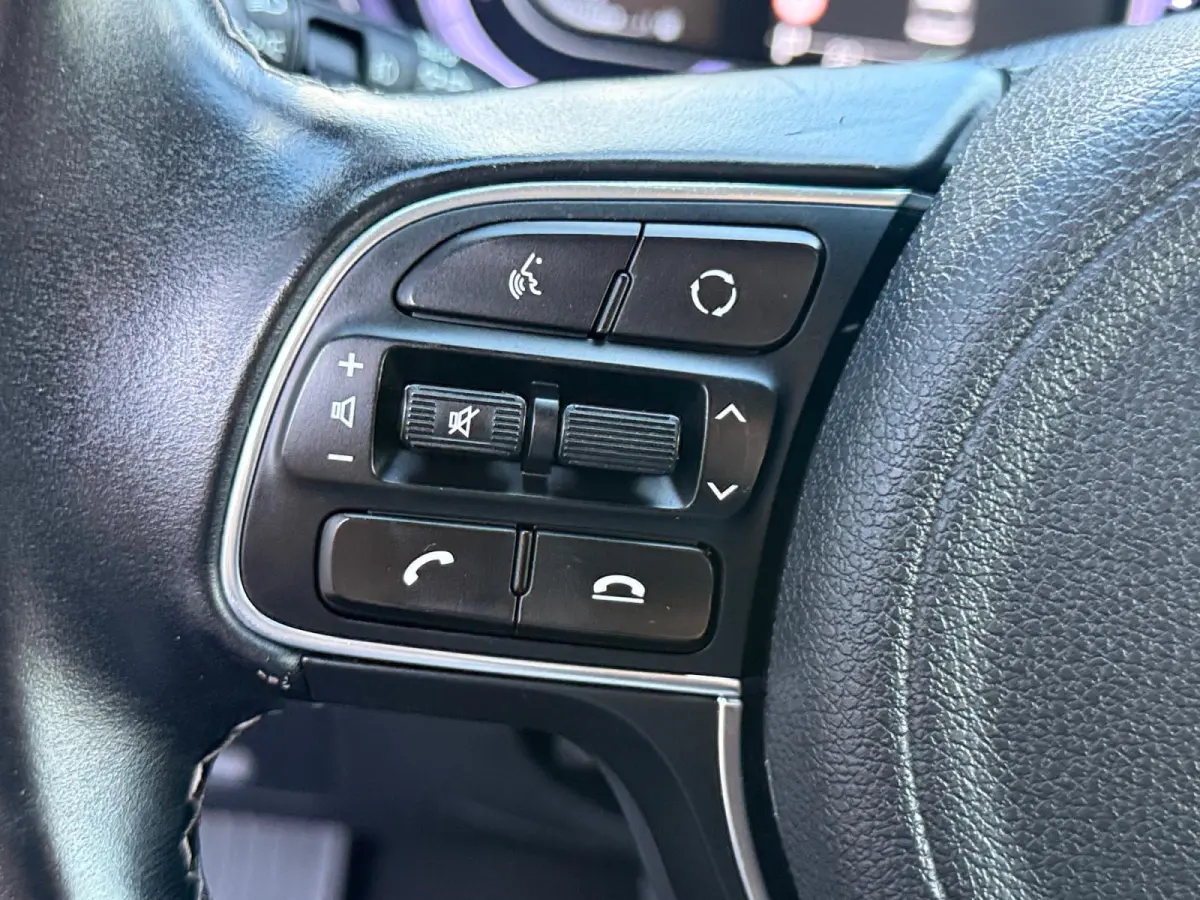 1.6 GDi Hybrid DynamicLine | Trekhaak | Navi | Camera | Apple Carplay | Android Auto | Lichtmetalen Velgen | Halfleder |