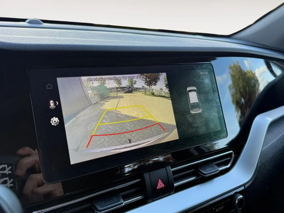 1.6 GDi Hybrid DynamicLine | Trekhaak | Navi | Camera | Apple Carplay | Android Auto | Lichtmetalen Velgen | Halfleder |
