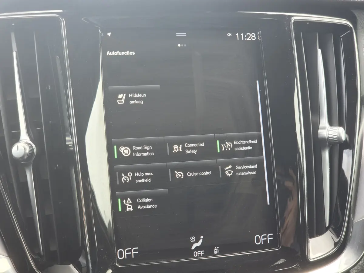 2.0 B3 Business Pro | Apple Carplay/Android | Navi |  Cruise control ad | Led |