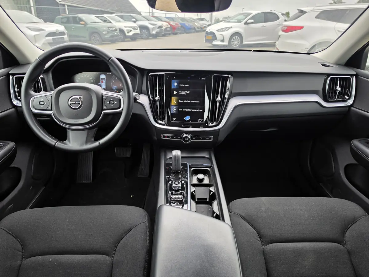 2.0 B3 Business Pro | Apple Carplay/Android | Navi |  Cruise control ad | Led |