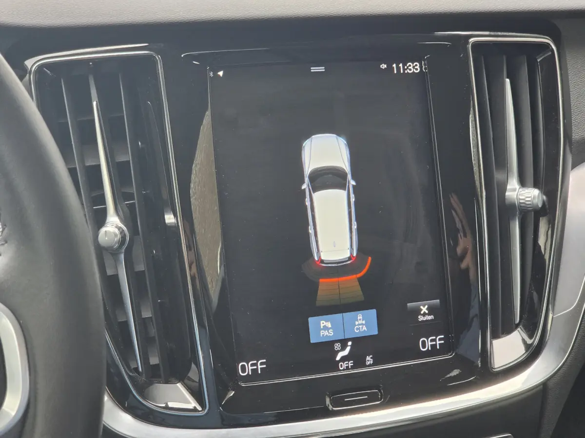 2.0 B3 Business Pro | Apple Carplay/Android | Navi |  Cruise control ad | Led |