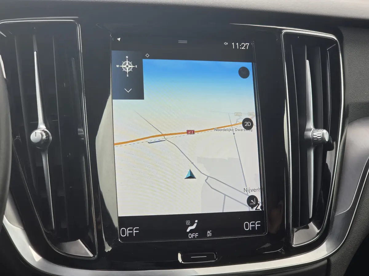 2.0 B3 Business Pro | Apple Carplay/Android | Navi |  Cruise control ad | Led |