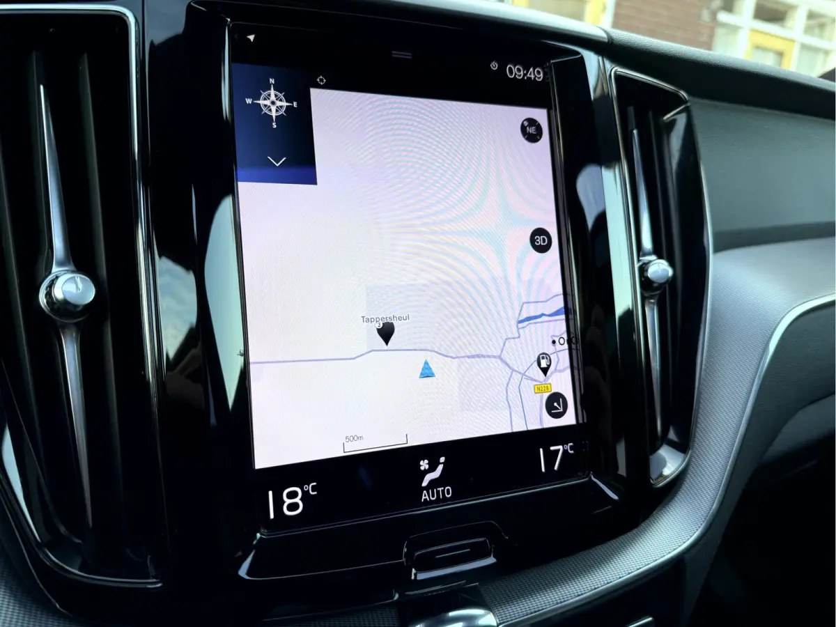 2.0 Recharge T6 AWD R-Design Panoramadak, Camera, 19''Lmv