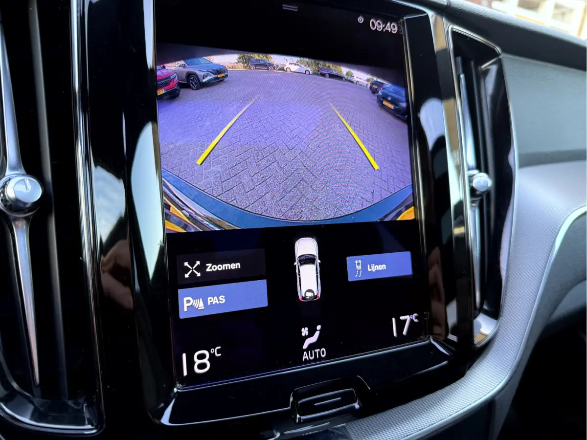 2.0 Recharge T6 AWD R-Design Panoramadak, Camera, 19''Lmv