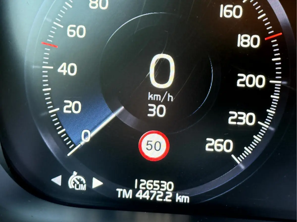 2.0 Recharge T6 AWD R-Design Panoramadak, Camera, 19''Lmv