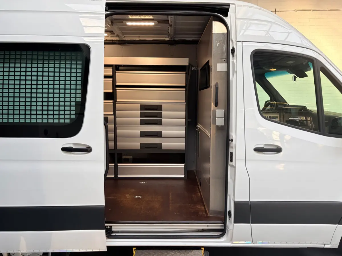 Automaat Servicewagen 314 2.2 CDI 140PK L1H2 euro6 BOTT, Victron V230, Standkachel, Trekhaak, RIJKLAARPRIJS