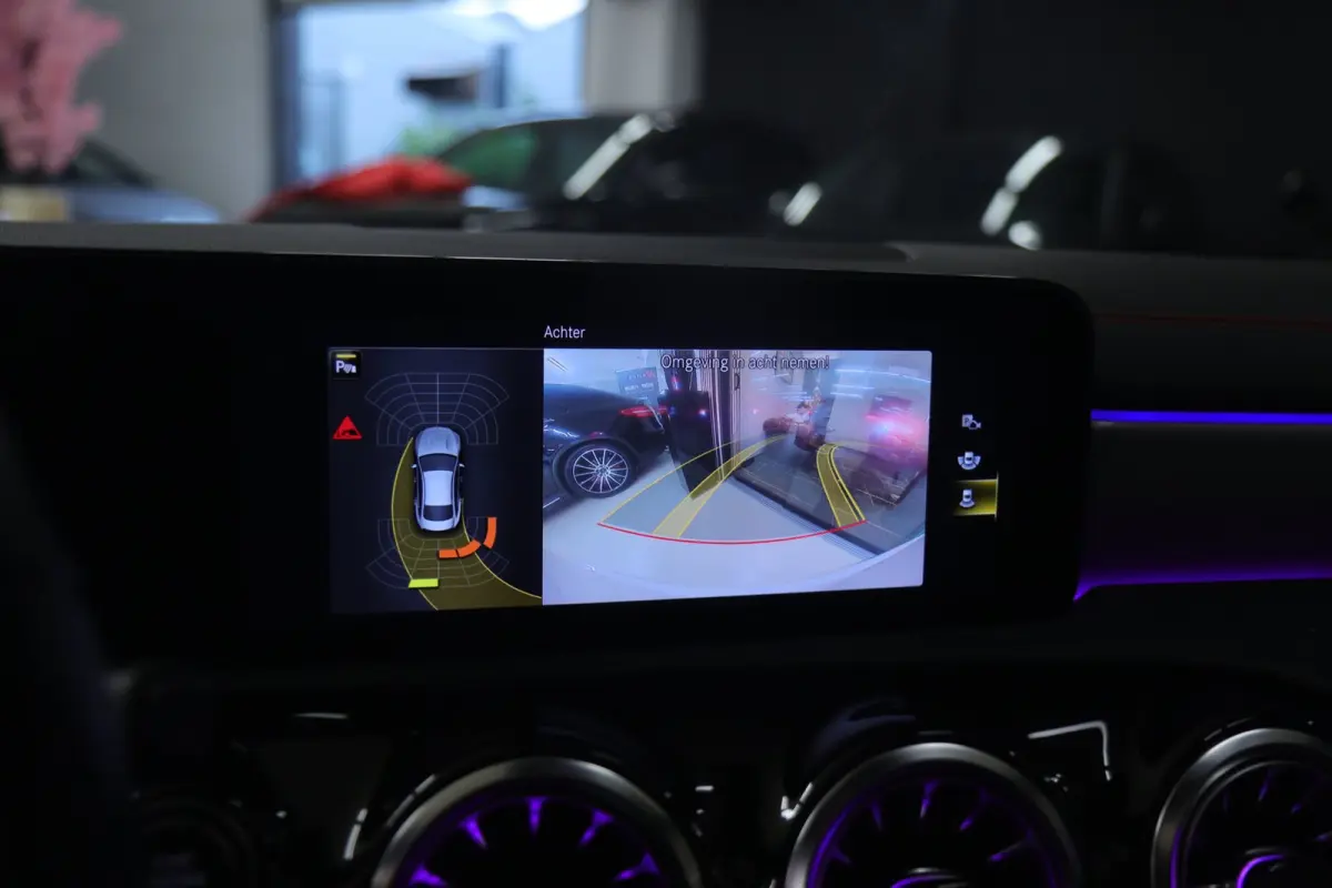 200 Business Solution AMG PANO/CAM/KEYLESS/LANEASSIST/VOL