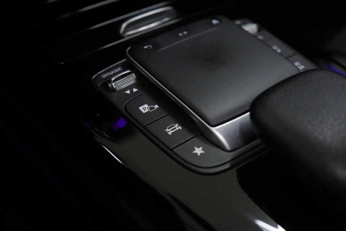200 Business Solution AMG PANO/CAM/KEYLESS/LANEASSIST/VOL