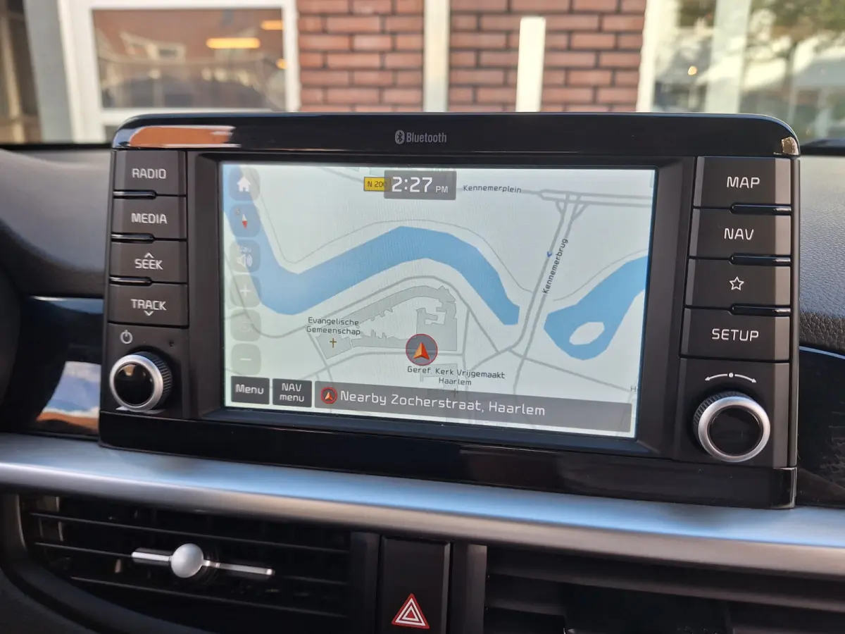 1.0 CVVT ComfortPlusLine Navigator /Camera/Navi/Apple/Android/Garantie