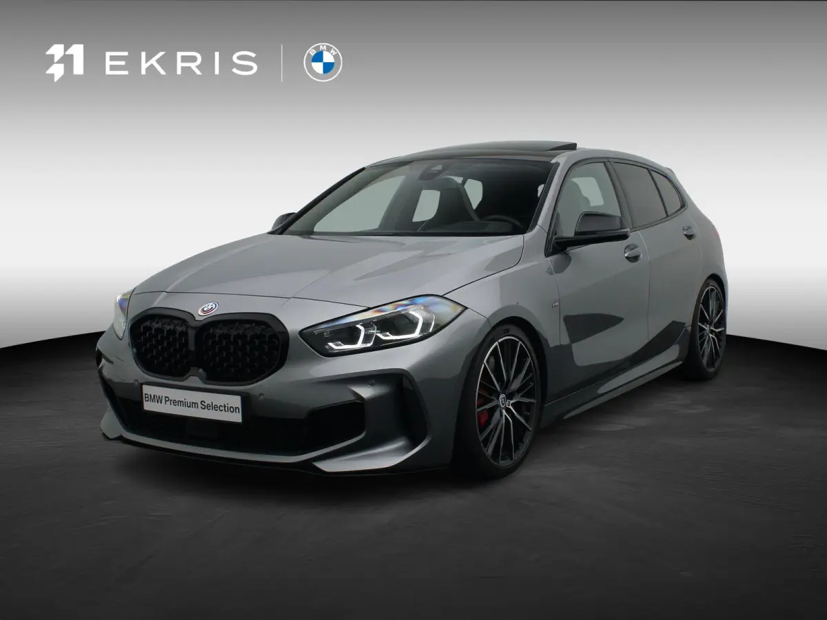 5-deurs M135i xDrive | LED | Leder | HUD | Schuifdak | Elektr. zetels | DAB | Harman-kardon sound | Alu 19 Inch