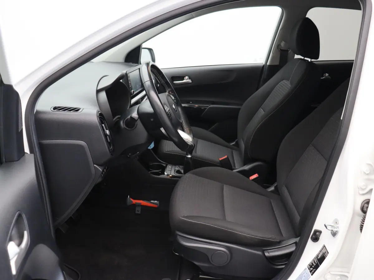 1.0 MPi DynamicPlusLine | Achteruitrijcamera | Climate Control | Apple Carplay & Android Auto |