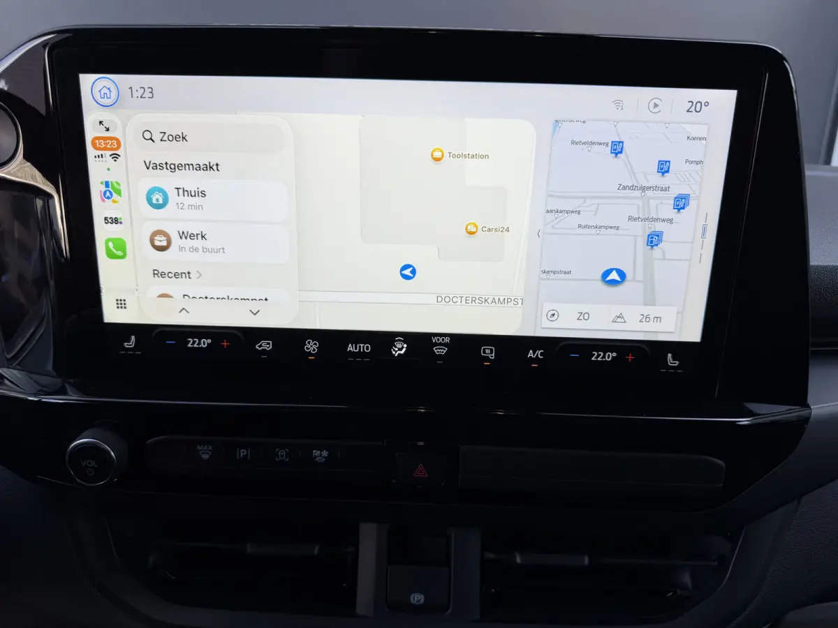 Cust. 320 L2H1 Limited 65 kWh 218 PK CarPlay/stoelverwarming/Cruise Control