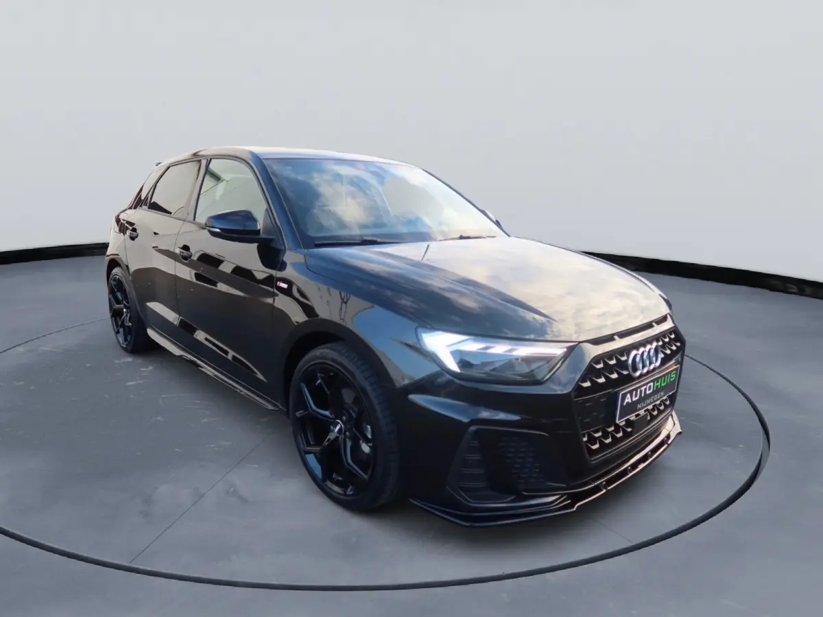 30 TFSI S edition 18" Apple caplay half leder Camera Led