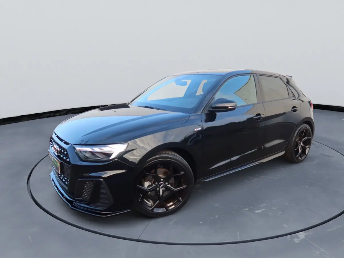 30 TFSI S edition 18" Apple caplay half leder Camera Led