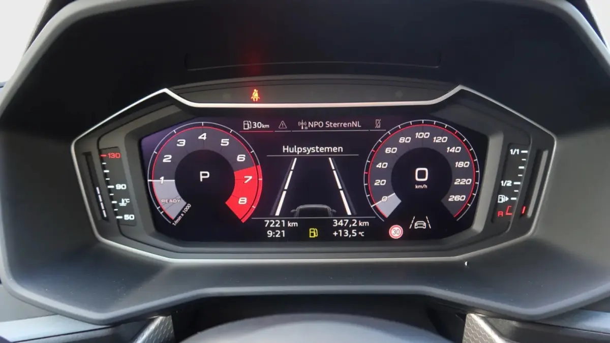 30 TFSI S edition 18" Apple caplay half leder Camera Led
