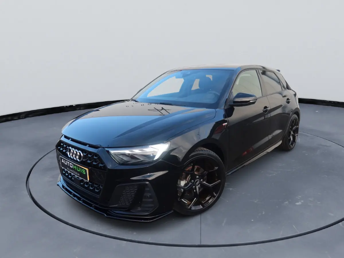 30 TFSI S edition 18" Apple caplay half leder Camera Led