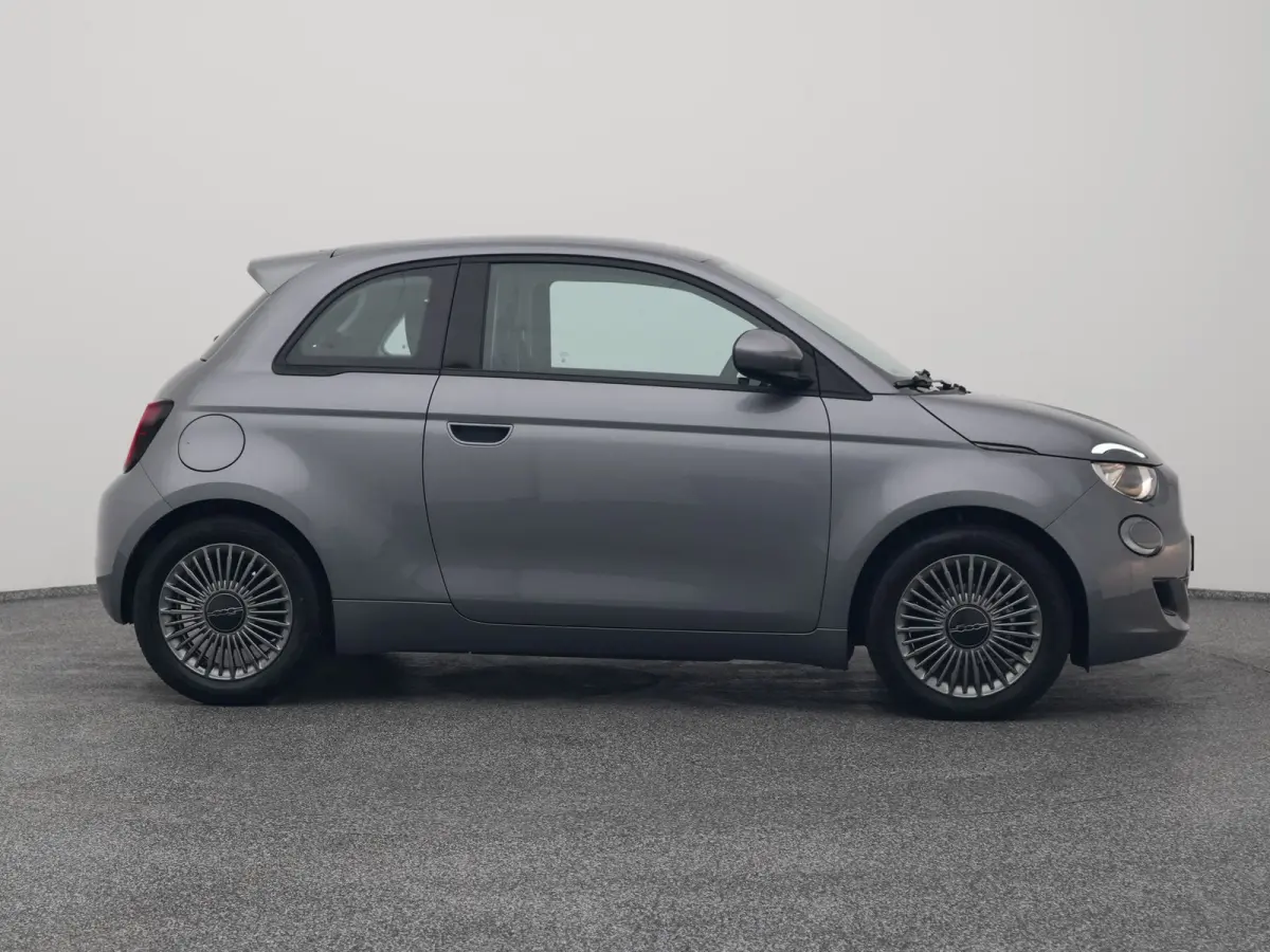 Action 24 kWh | 5" INFOTAINMENT | NAVI