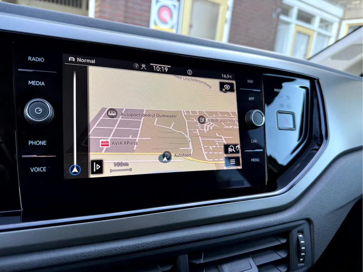1.0 TSI Comfortline Business Virt. Dash, Camera, App Connect