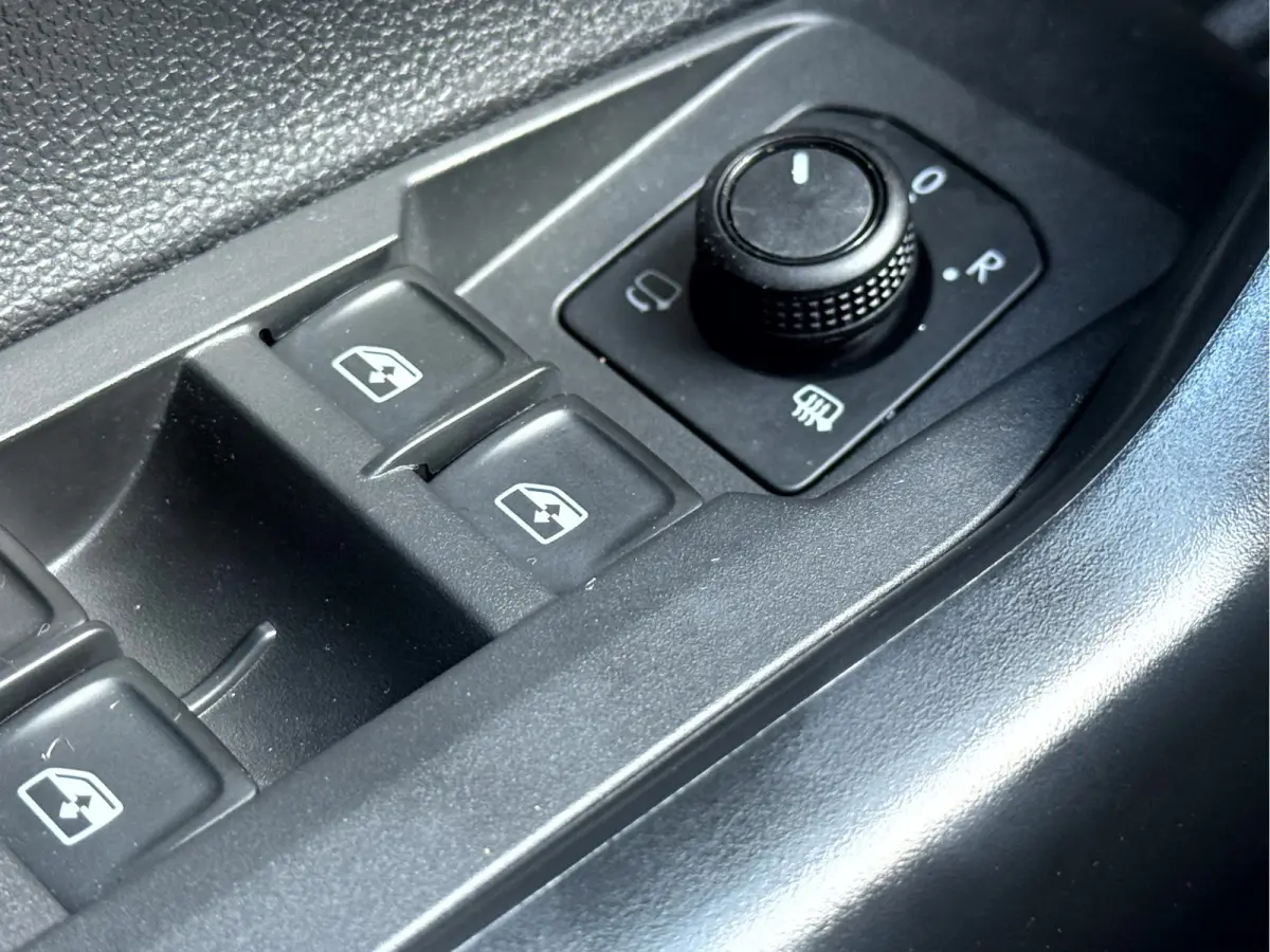 1.0 TSI Comfortline Business Virt. Dash, Camera, App Connect