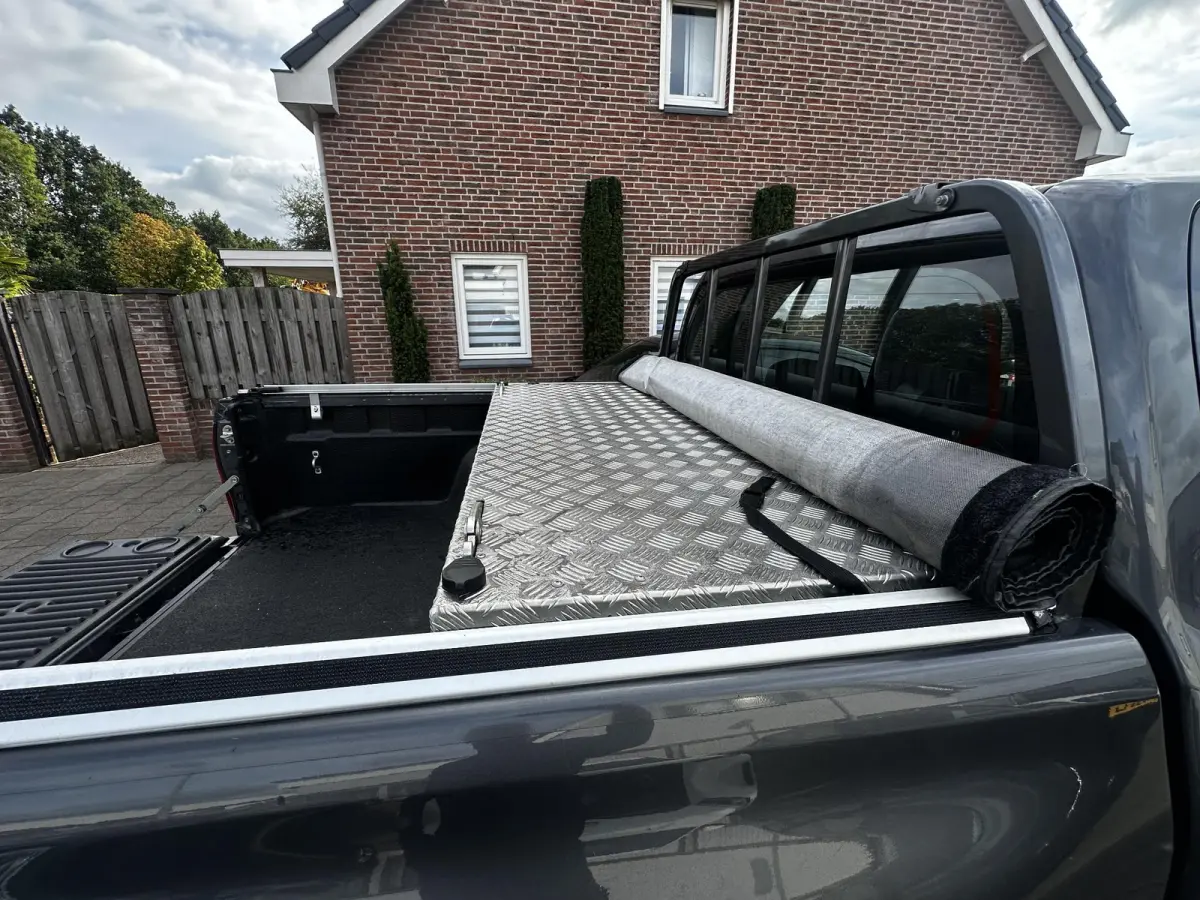 2.4 D-4D Double Cab Cool Comfort