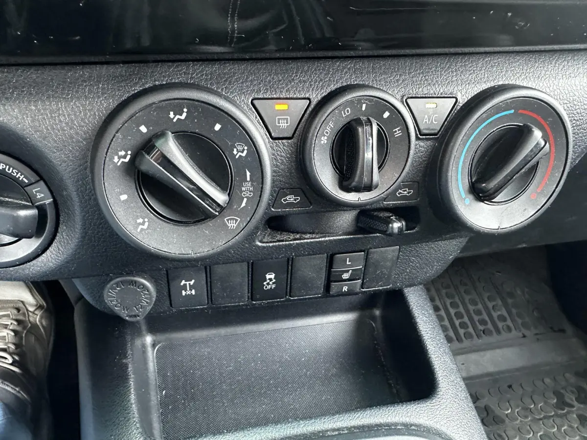 2.4 D-4D Double Cab Cool Comfort