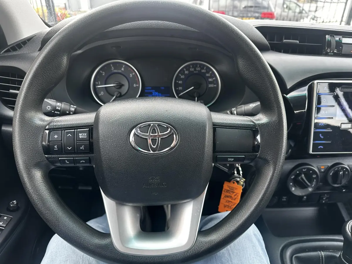 2.4 D-4D Double Cab Cool Comfort