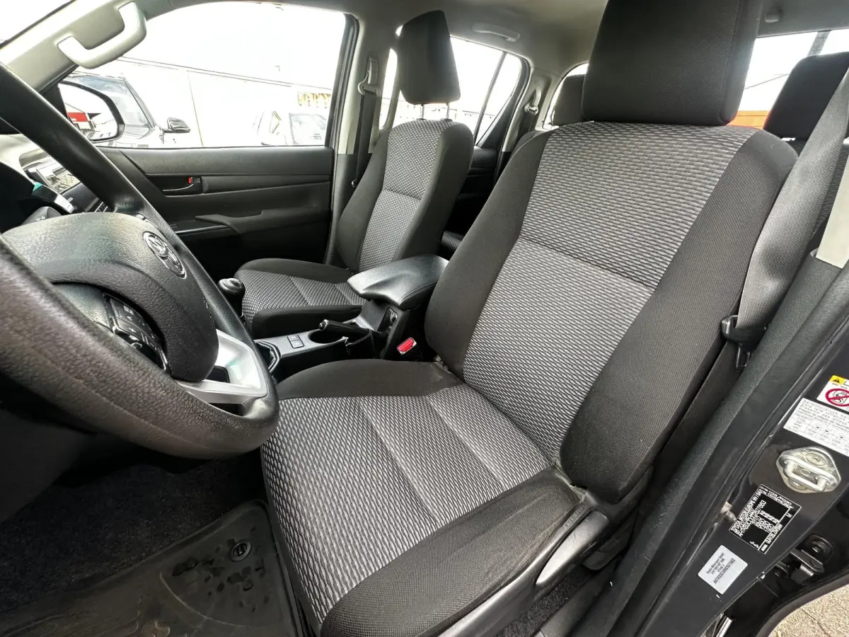2.4 D-4D Double Cab Cool Comfort