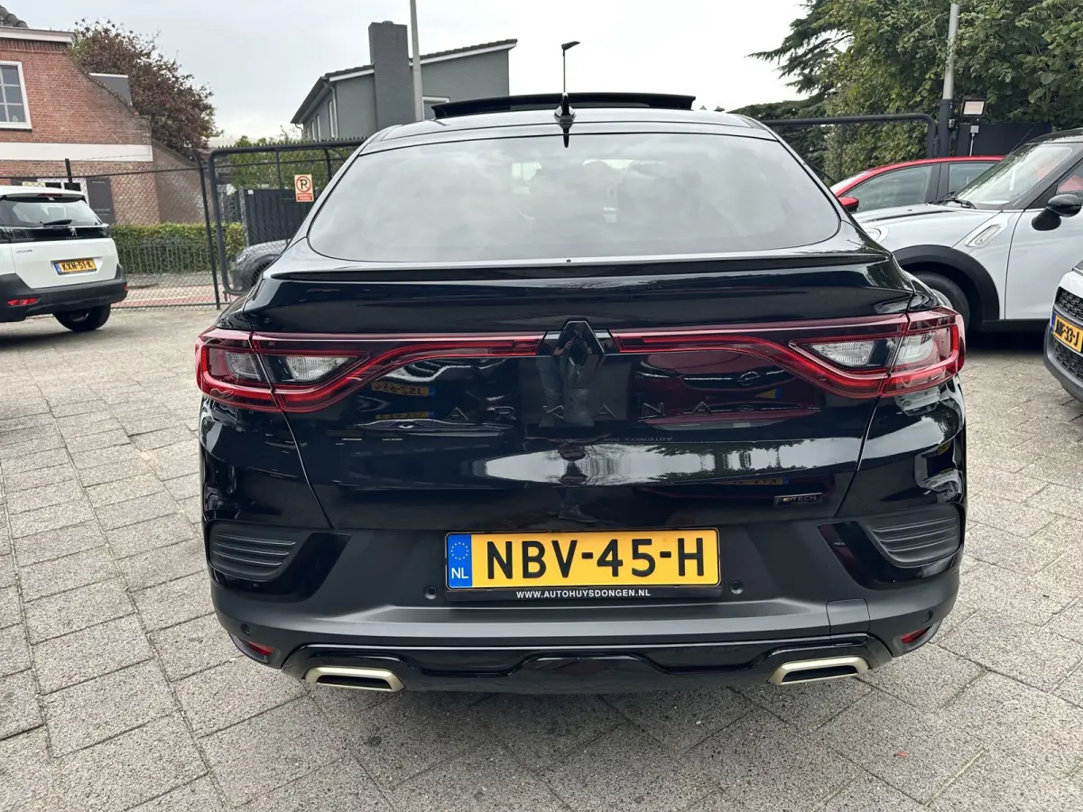1.6 E-Tech hybrid 145 E-Tech engineered|Apple Android Carplay